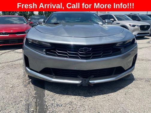 Sharkskin Metallic 2023 Chevrolet Camaro 1LT