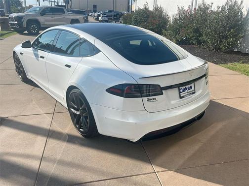 2022 Tesla Model S Base