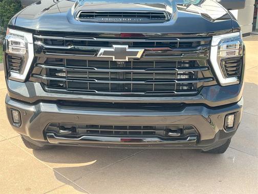 2024 Chevrolet Silverado 2500 LTZ