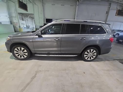 2019 Mercedes-Benz GLS 450 4MATIC