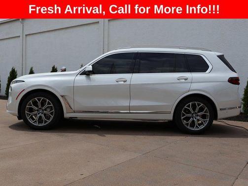 Mineral White Metallic 2024 BMW X7 xDrive40i