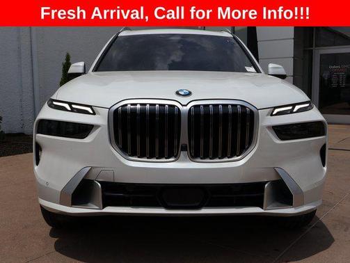 Mineral White Metallic 2024 BMW X7 xDrive40i