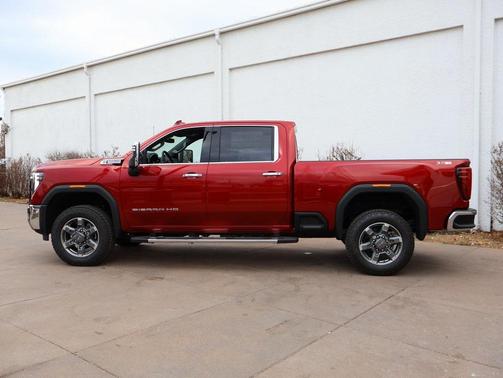2026 GMC Sierra 2500 SLT