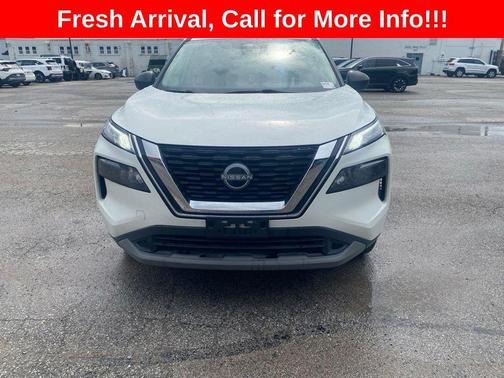 Glacier White 2023 Nissan Rogue S
