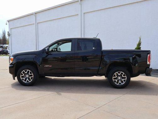 Onyx Black 2021 GMC Canyon AT4