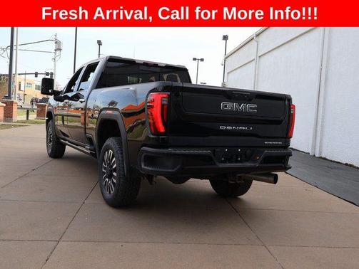 Onyx Black 2024 GMC Sierra 2500 Denali Ultimate