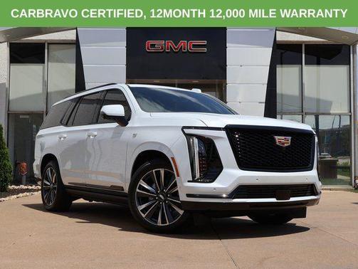 Vibrant White Tricoat 2026 Cadillac Escalade Sport