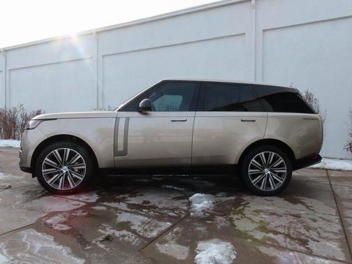 2023 Land Rover Range Rover P400 SE