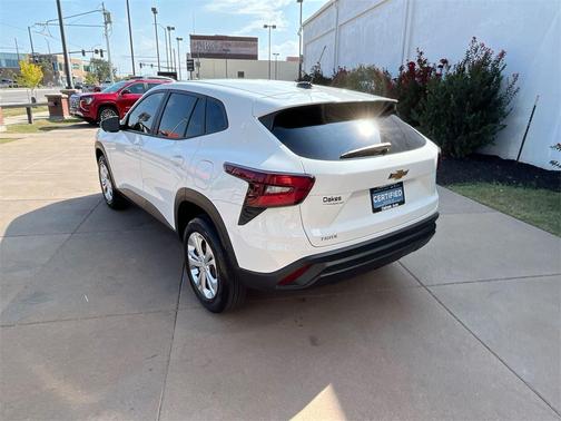 2024 Chevrolet Trax LS