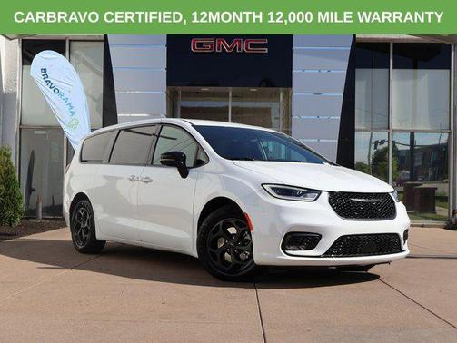 Bright White Clearcoat 2024 Chrysler Pacifica Hybrid S Appearance Pkg