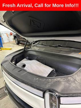 2023 Rivian R1S Adventure