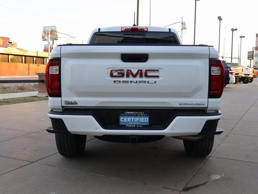 2023 GMC Canyon Denali