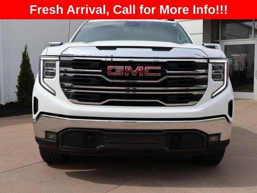 Summit White 2025 GMC Sierra 1500 SLT