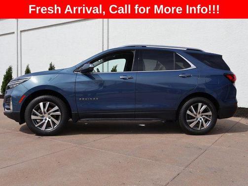 Lakeshore Blue Metallic 2024 Chevrolet Equinox Premier w/1LZ