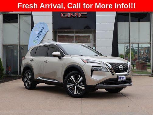 Champagne Silver Metallic 2021 Nissan Rogue SL