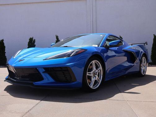 Riptide Blue Metallic 2025 Chevrolet Corvette Stingray w/2LT