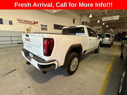 Summit White 2022 GMC Sierra 3500 Denali