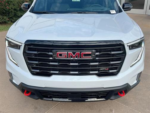 2026 GMC Acadia AWD AT4