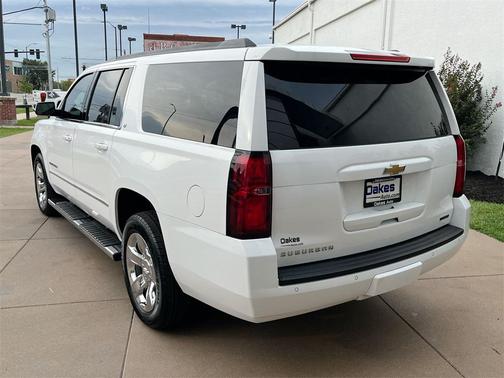2019 Chevrolet Suburban LT