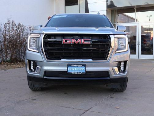 2024 GMC Yukon XL SLE