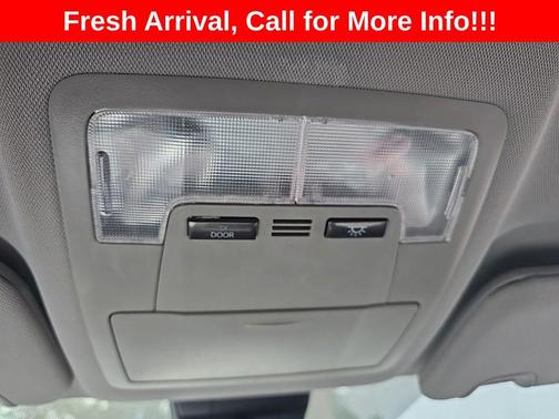 Toasted Walnut Pearl 2018 Toyota Highlander LE