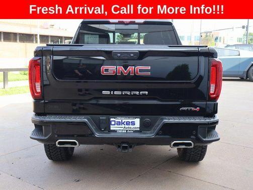 Onyx Black 2023 GMC Sierra 1500 AT4