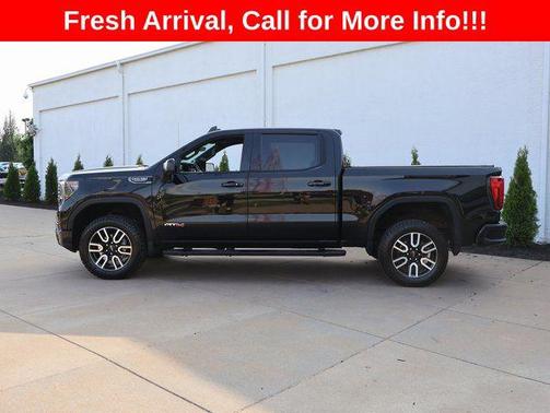 Onyx Black 2023 GMC Sierra 1500 AT4