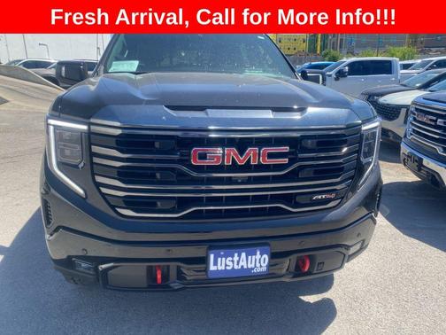Onyx Black 2023 GMC Sierra 1500 AT4
