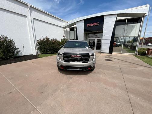 2026 GMC Acadia AWD AT4