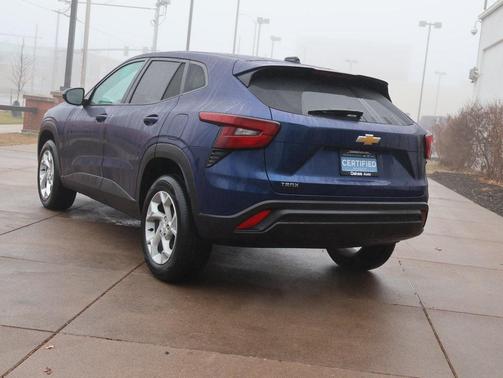 2024 Chevrolet Trax LS