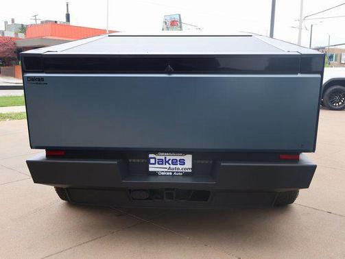 Stainless Steel 2024 Tesla Cybertruck Cyberbeast