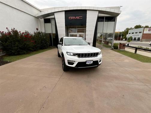 2022 Jeep Grand Cherokee 4xe Base
