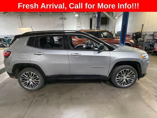 Billet Silver Metallic Clearcoat 2022 Jeep Compass Limited