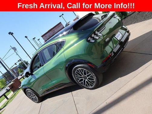 ERUPTION GREEN METALLIC 2024 Ford Mustang Mach-E Premium