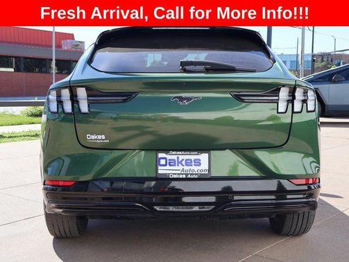 ERUPTION GREEN METALLIC 2024 Ford Mustang Mach-E Premium