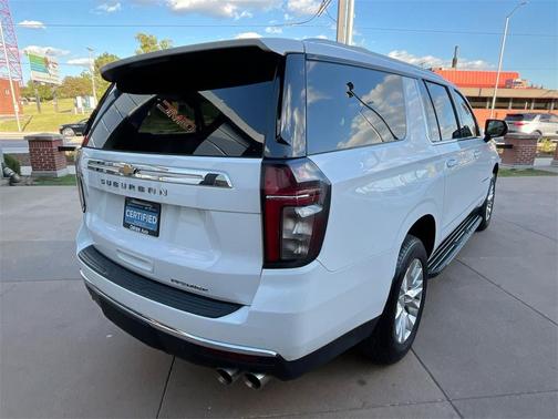 2023 Chevrolet Suburban Premier