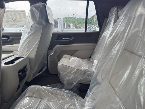 Summit White 2026 GMC Yukon Denali