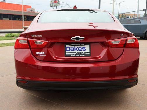 Cajun Red Tintcoat 2018 Chevrolet Malibu LT