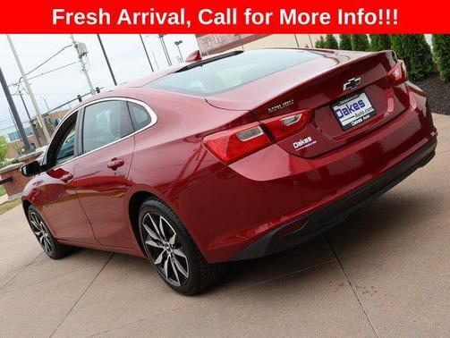 Cajun Red Tintcoat 2018 Chevrolet Malibu LT