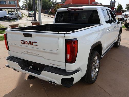 Glacier White Tricoat 2026 GMC Sierra 1500 Denali