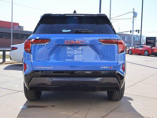 2026 GMC Terrain AWD AT4