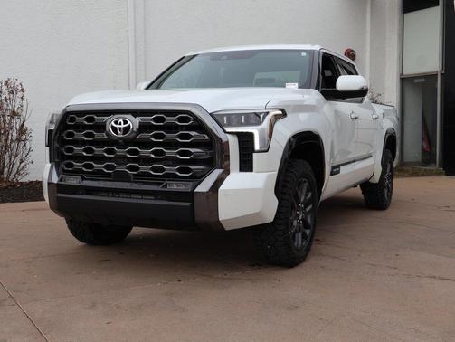 2023 Toyota Tundra Platinum