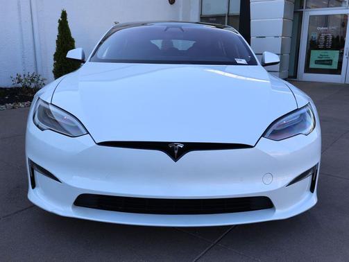 Titanium Metallic 2021 Tesla Model S Plaid