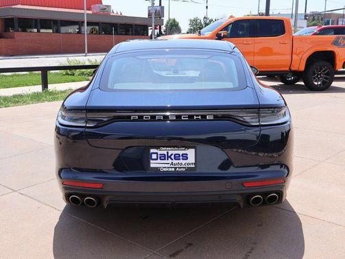Gentian Blue Metallic 2023 Porsche Panamera 4S