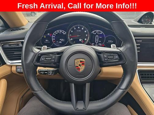 Gentian Blue Metallic 2023 Porsche Panamera 4S