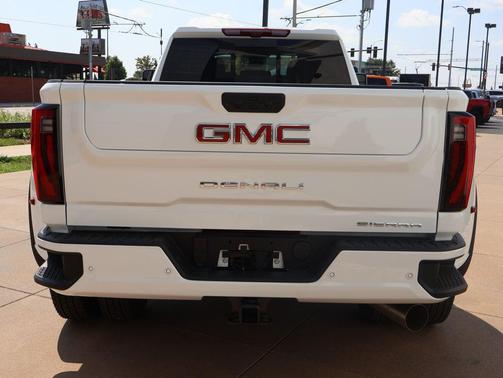 Summit White 2026 GMC Sierra 3500 Denali