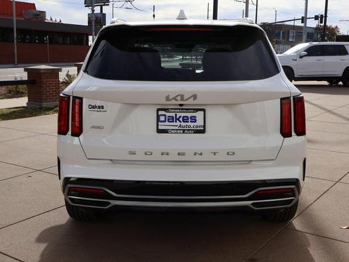 2022 Kia Sorento SX