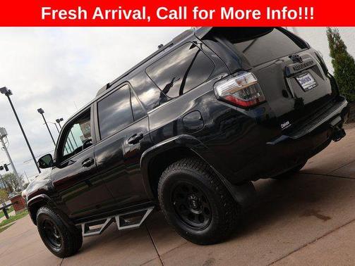 Midnight Black Metallic 2020 Toyota 4Runner SR5