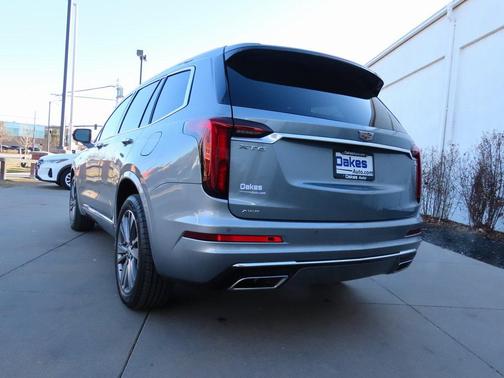 2025 Cadillac XT6 Premium Luxury AWD