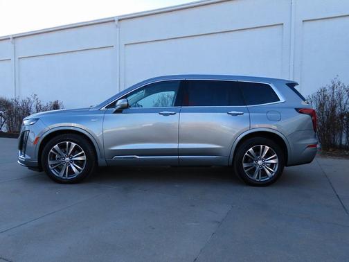 2025 Cadillac XT6 Premium Luxury AWD